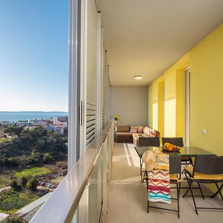 Sun Sky Apartment *